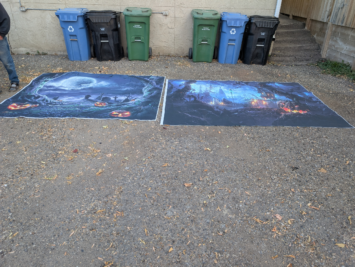 2 huge print pictures of holloween theme - photo 2