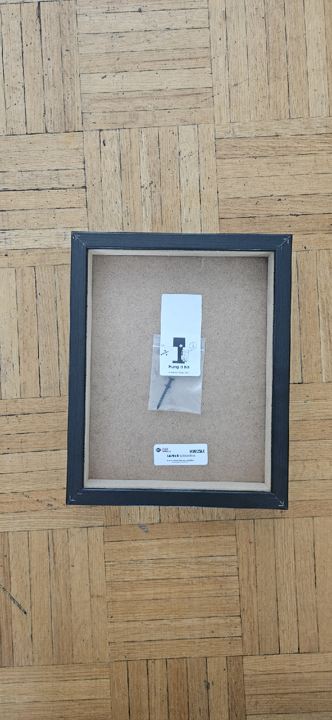 Framed "On Air" Cat Picture - Black Frame 🧡 - photo 2