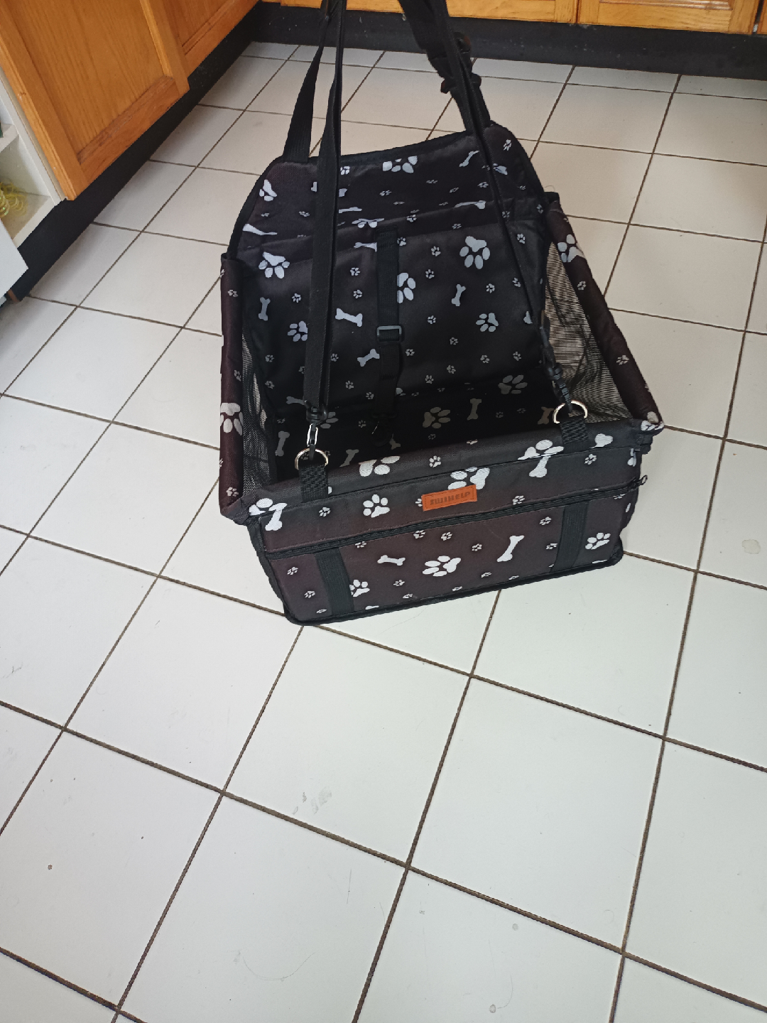 SWIHELP Dog Car Seat - photo 2