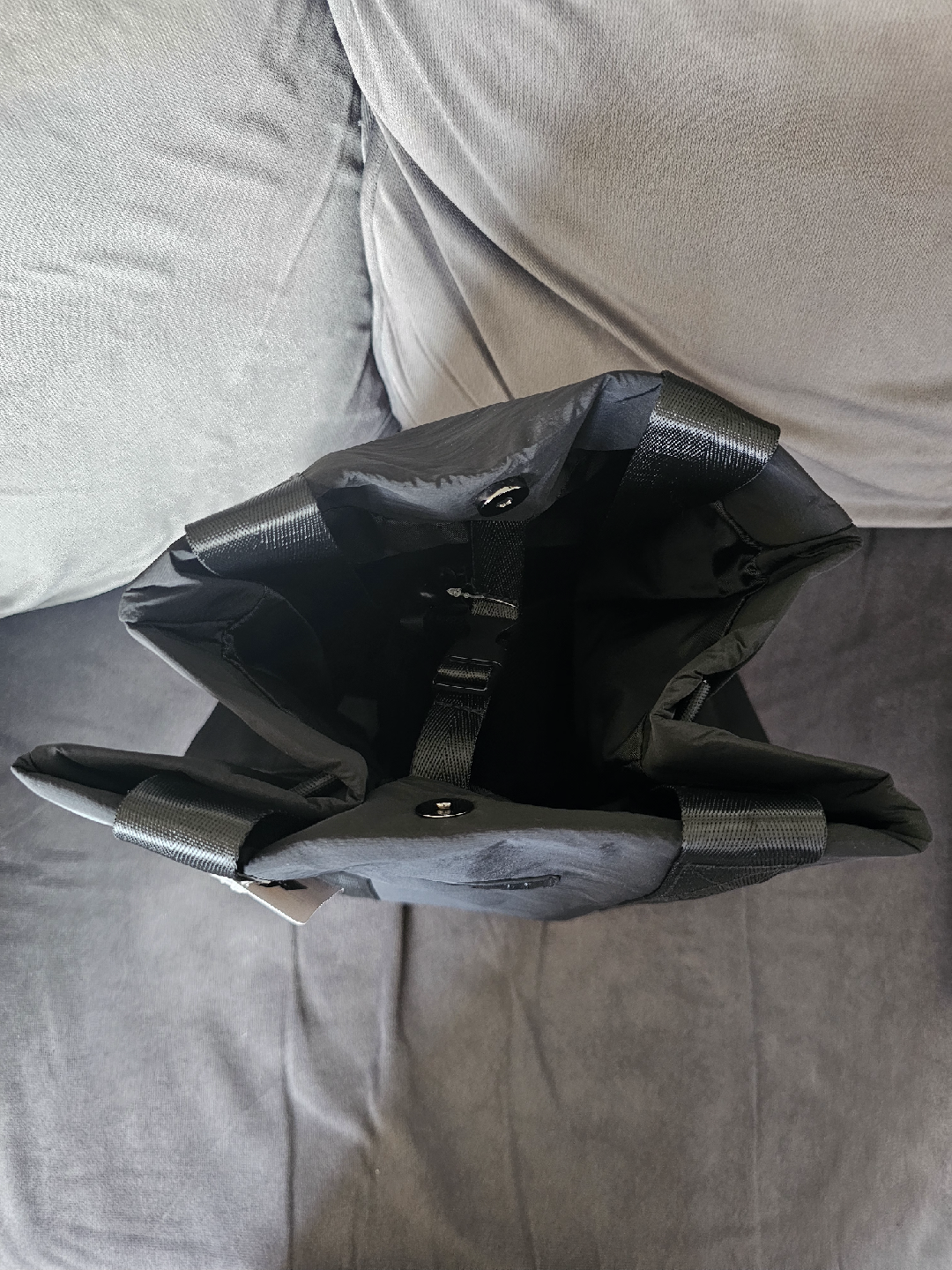 Lolë Mile-End Convertible Bag, Black - photo 3