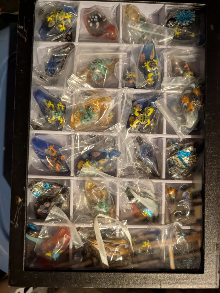 Assorted Handmade Jewelry Collection image indicator(5)