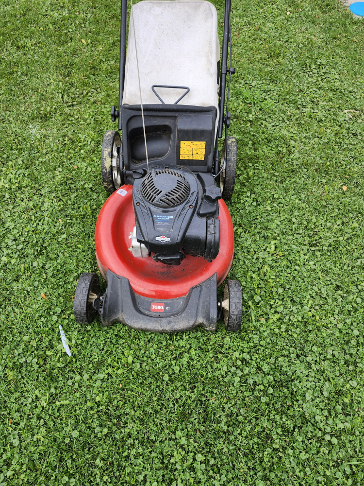 Toro 21" GTS 140cc Lawn Mower - photo 2