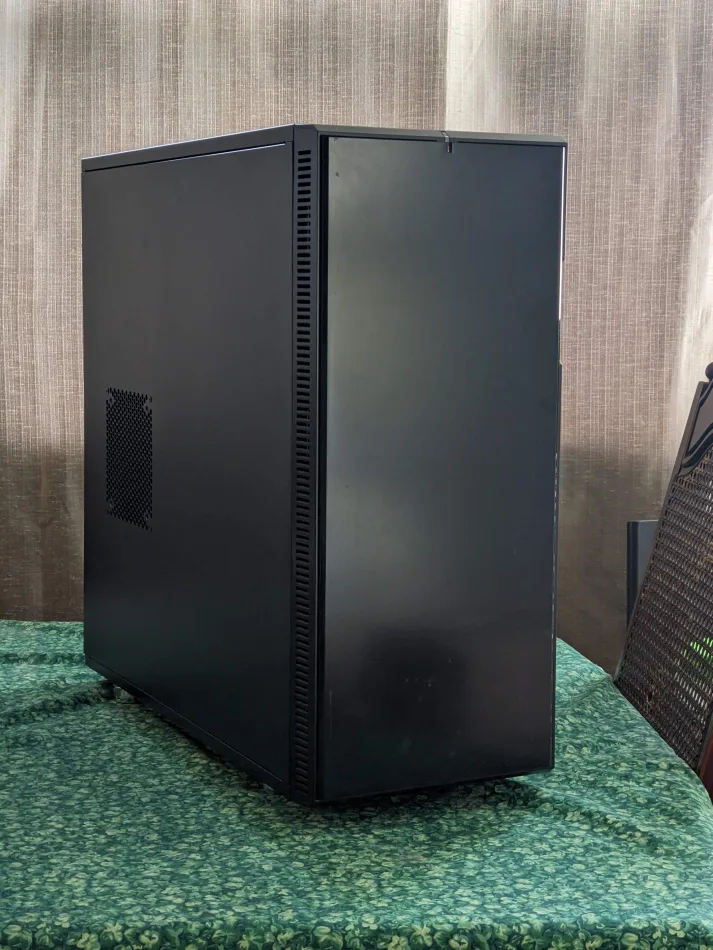 Fractal Design Define XL PC Case thumbnail