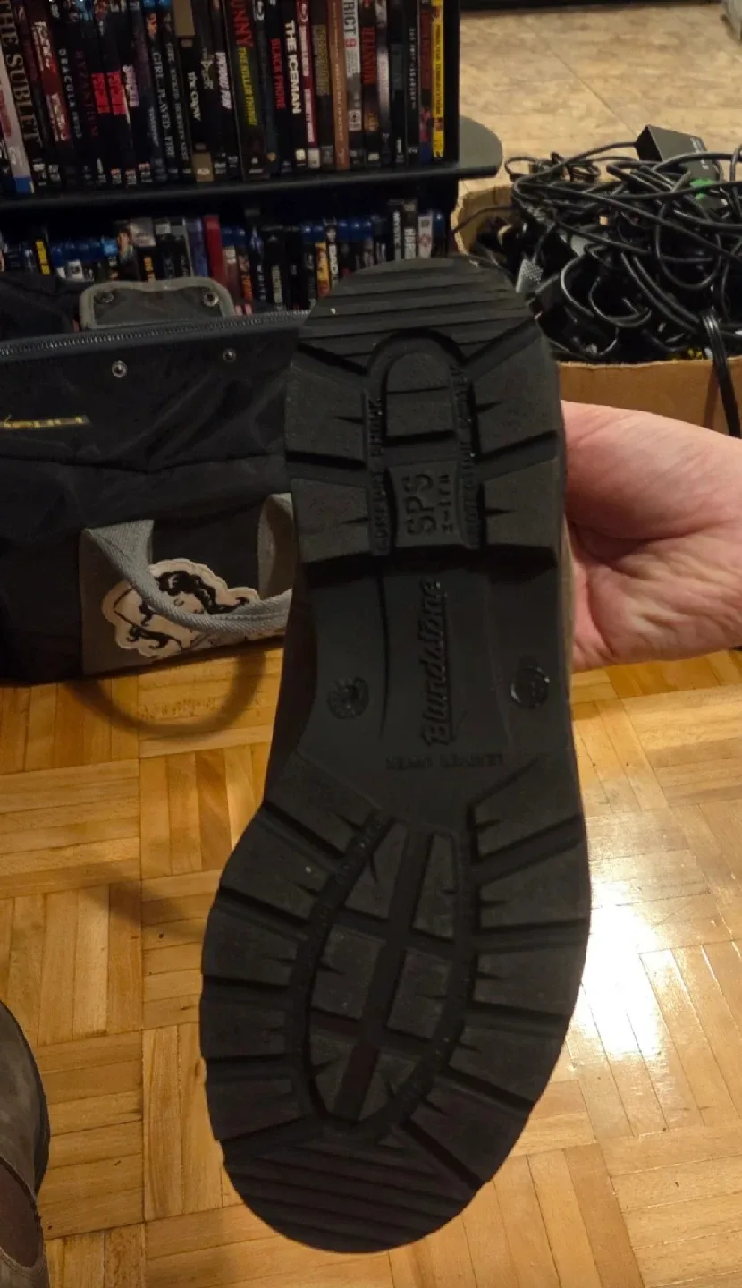 Blundstone 585 Brown Leather Boots Size US 10.5/11US image indicator(3)