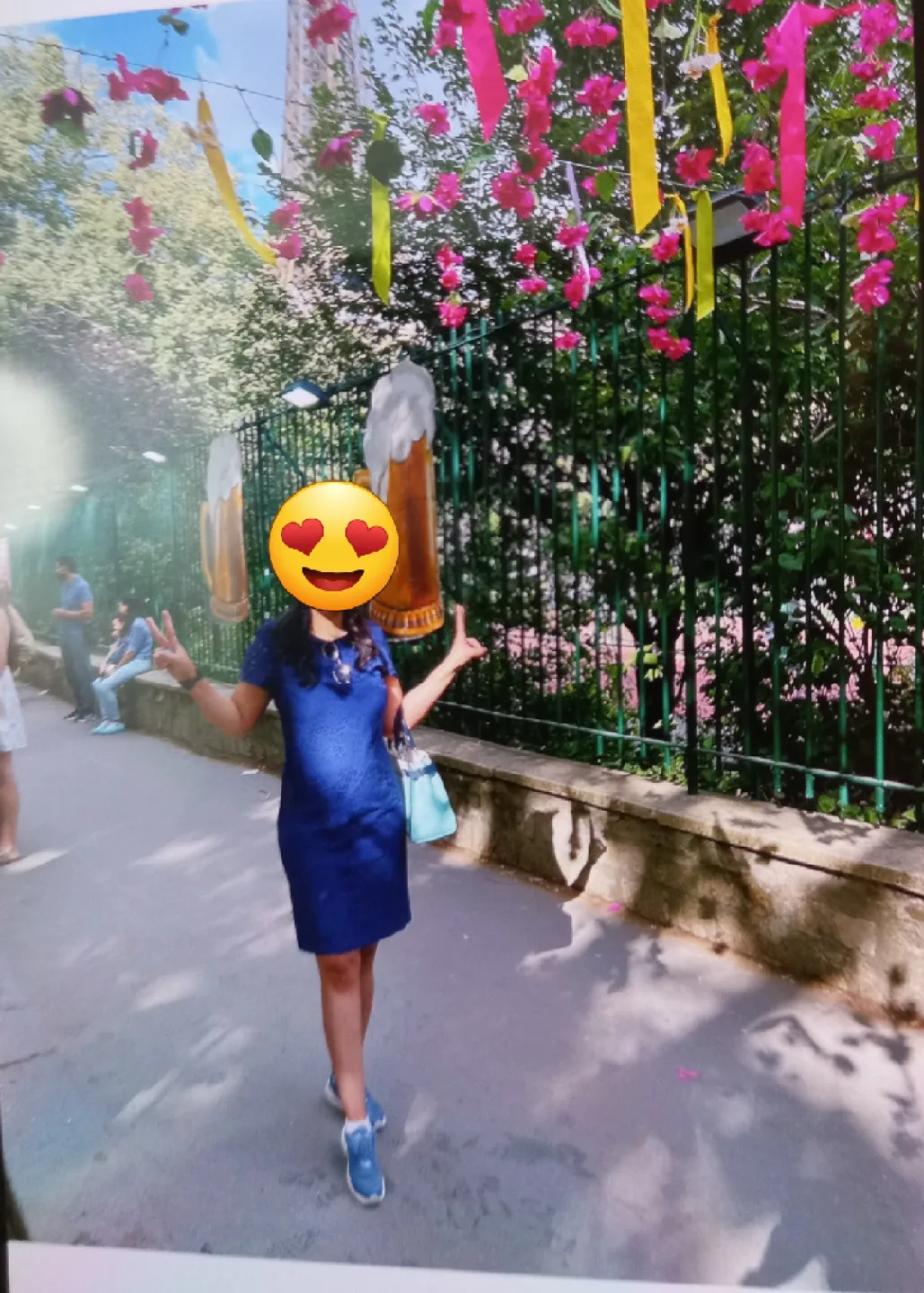 women dress image indicator(4)