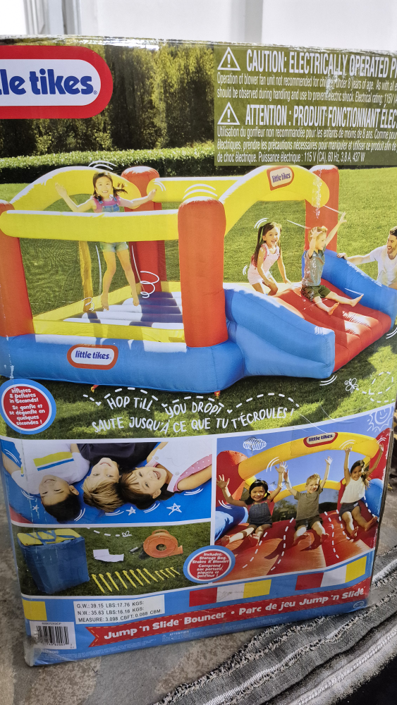 Little Tikes Jump 'n Slide Bouncer