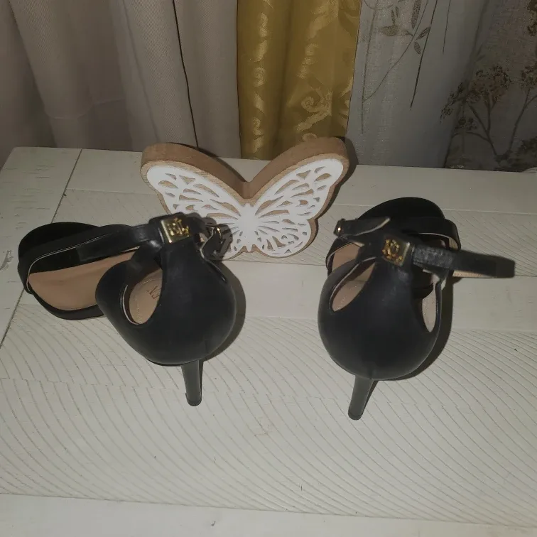 Lauren Ralph Lauren Black Heels image indicator(3)