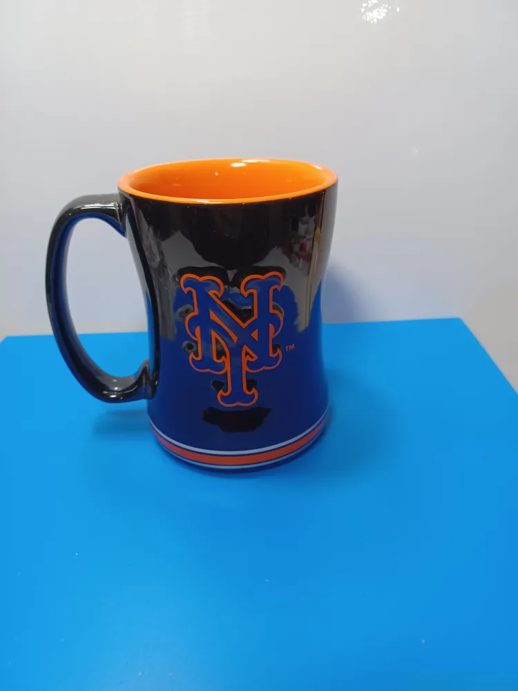 Boelter Brands New York Metz Relief Sculpture Ceramic Coffee Mug image indicator(2)