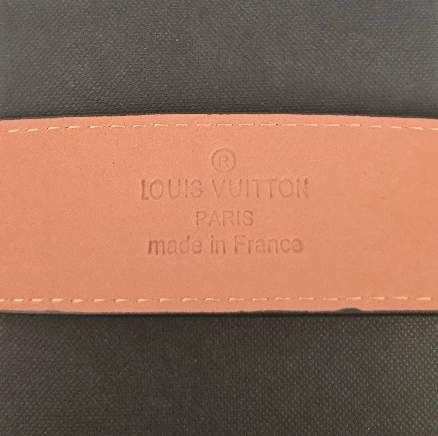Louis Vuitton belt image indicator(2)