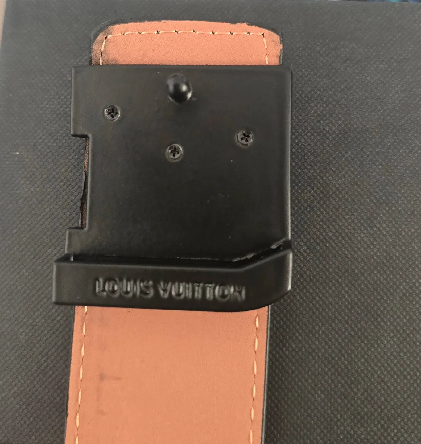 Louis Vuitton belt image indicator(4)