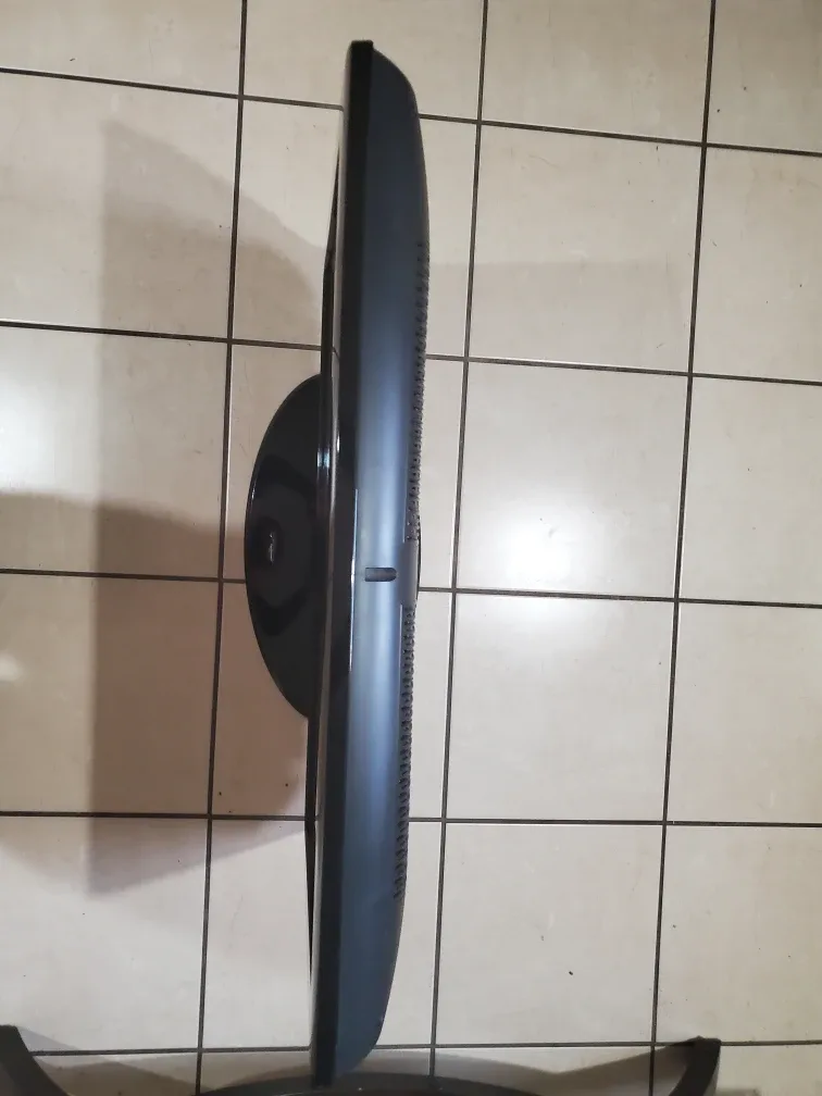 Samsung TV - LCD Black (Rotating Base) image indicator(5)