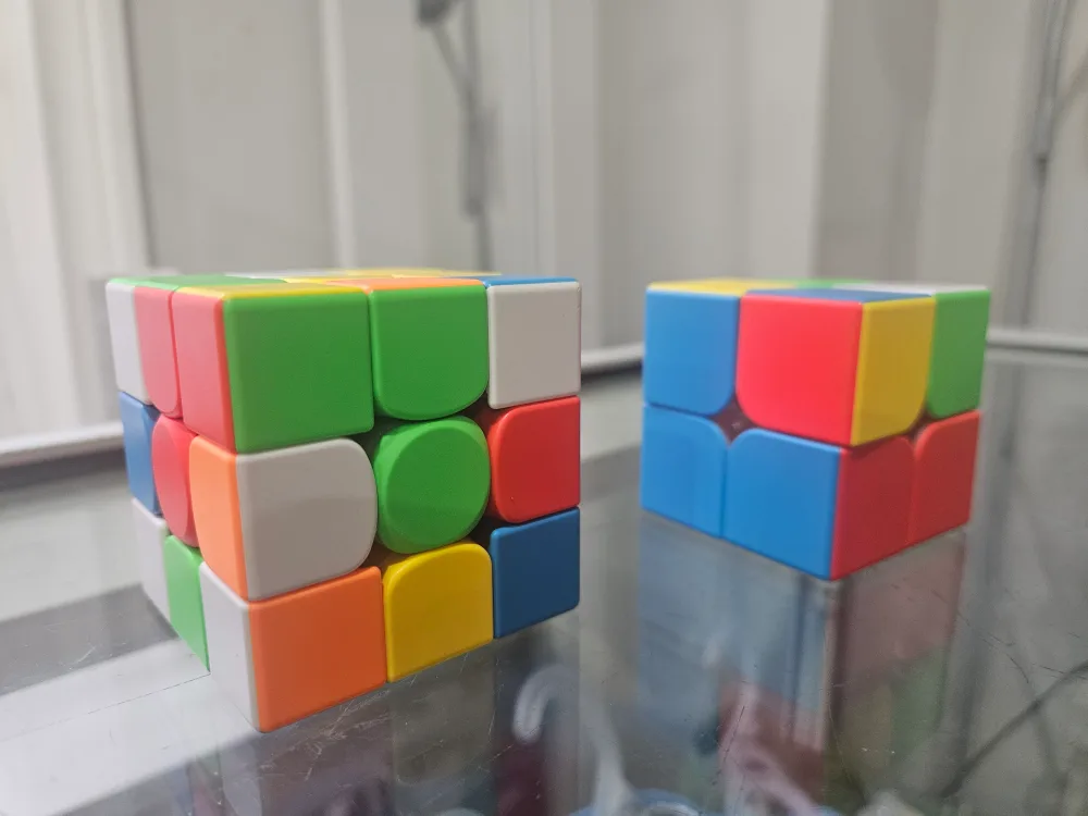 Rubik's Cube Bundle - 3x3 and 2x2 thumbnail