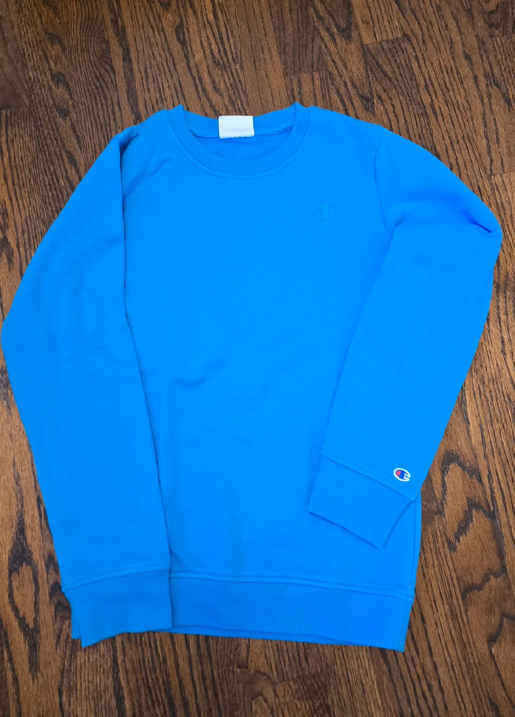 3 Champion Crewneck Sweatshirts image indicator(6)