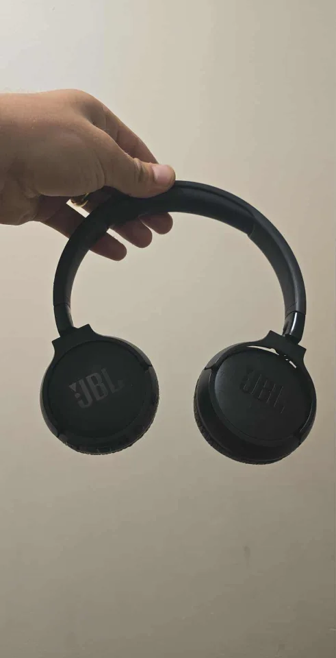 jbl headphones 660 NC