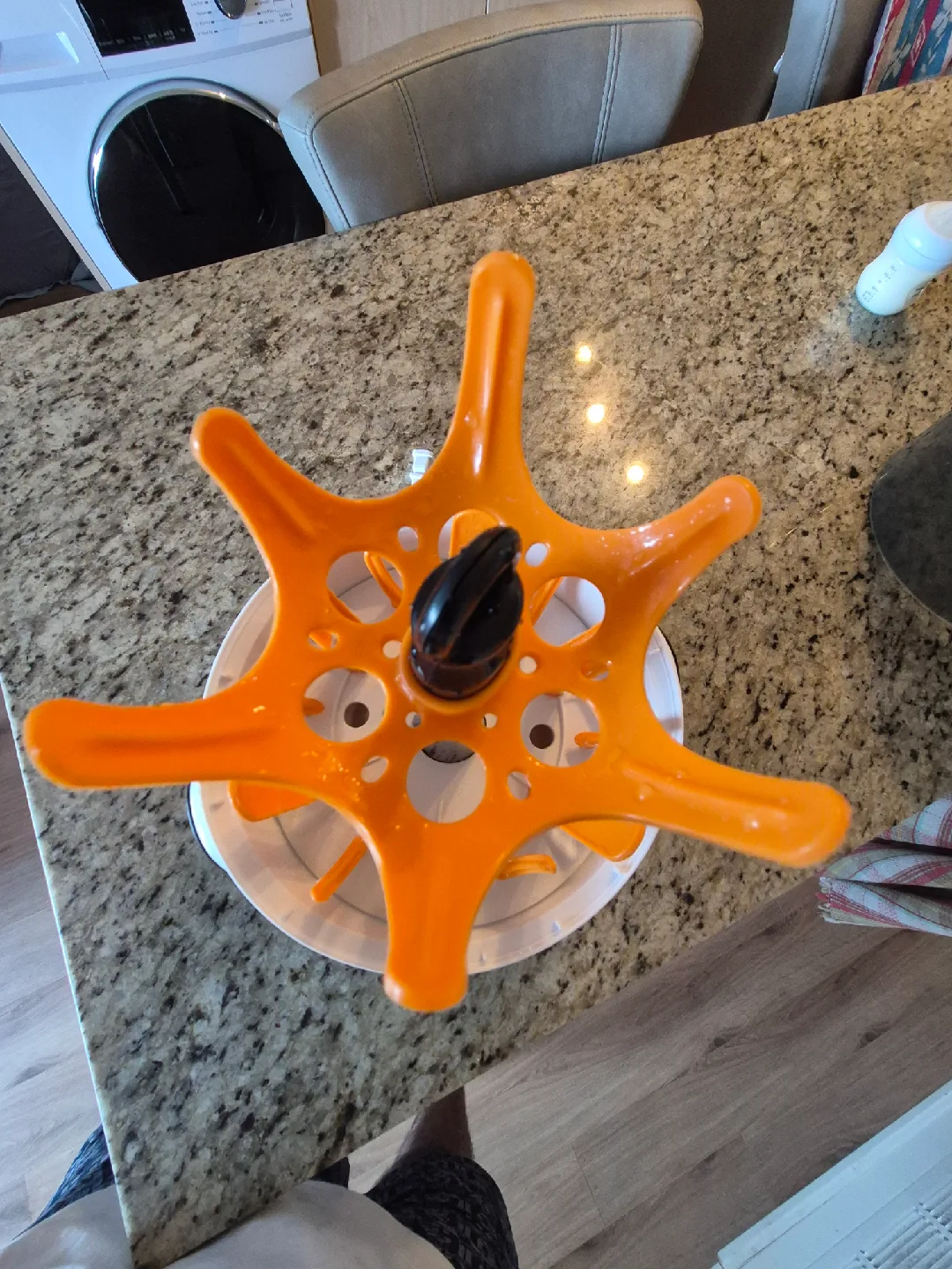 Baby Brezza Bottle Sterilizer and Dryer | Fit for all Bottles image indicator(5)