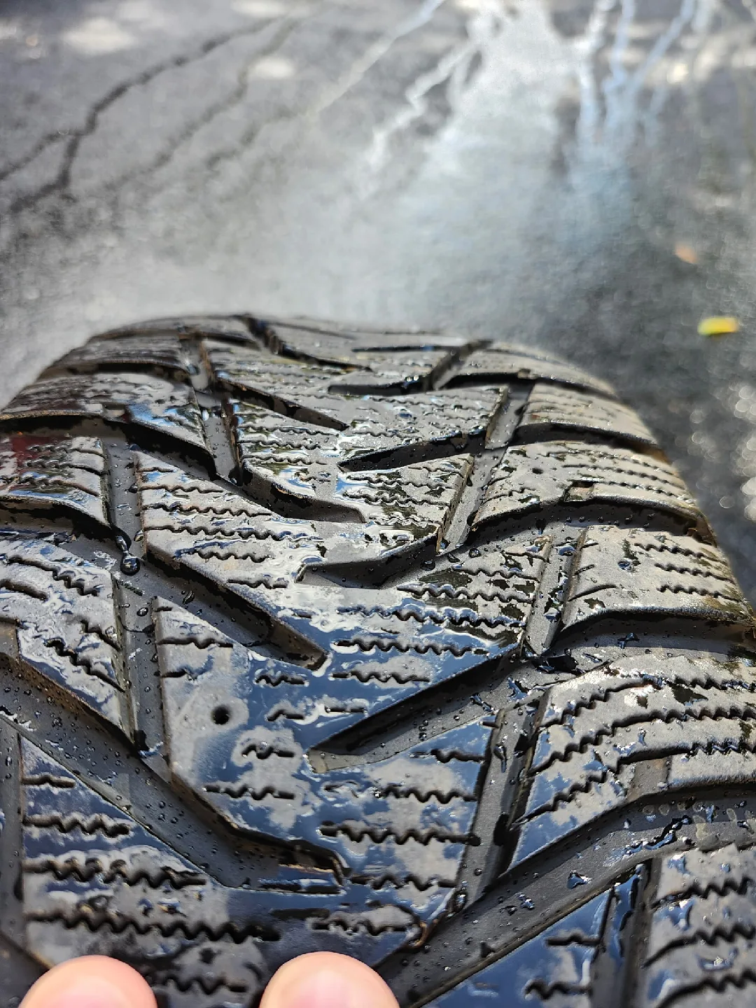 2 Mazda 3 Winter Tires image indicator(2)