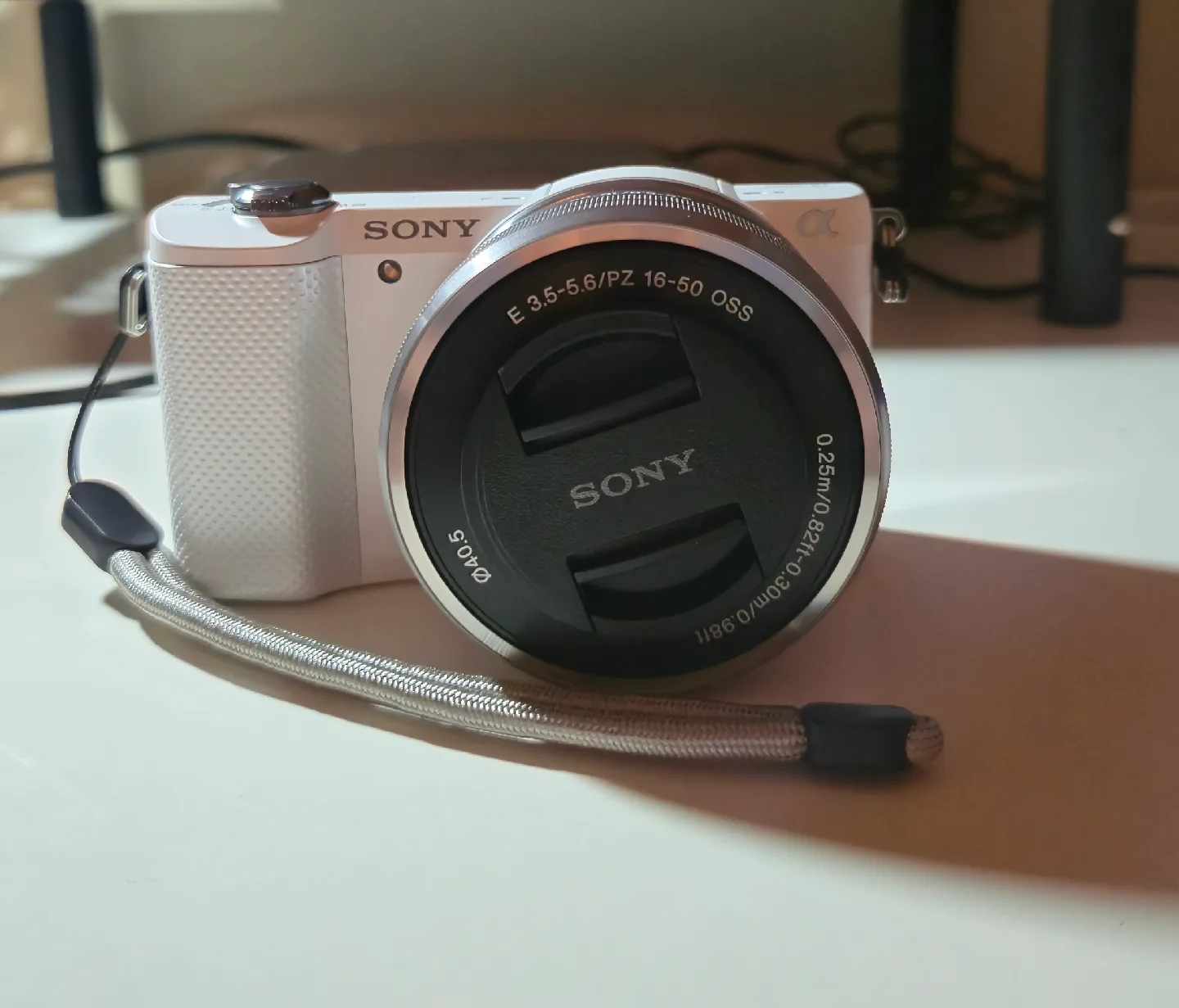 Sony Alpha a5000 Mirrorless Camera - White