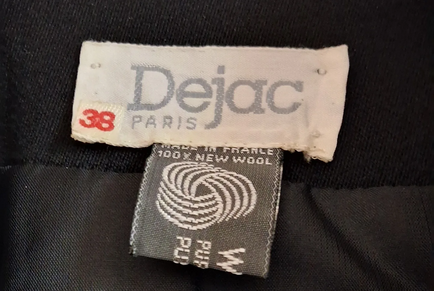 Dejac Paris Black Wool Blazer - Size 38 image indicator(2)