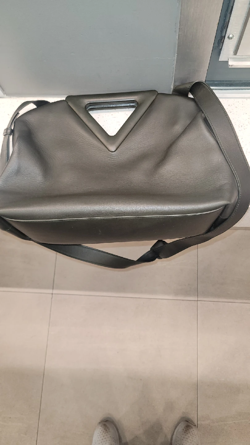 Authentic Bottega Veneta triangle bag - photo 5