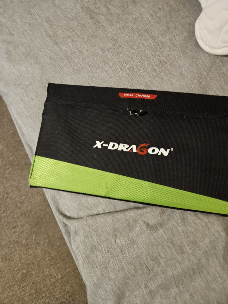 X-DRAGON  20 W Solar Charger