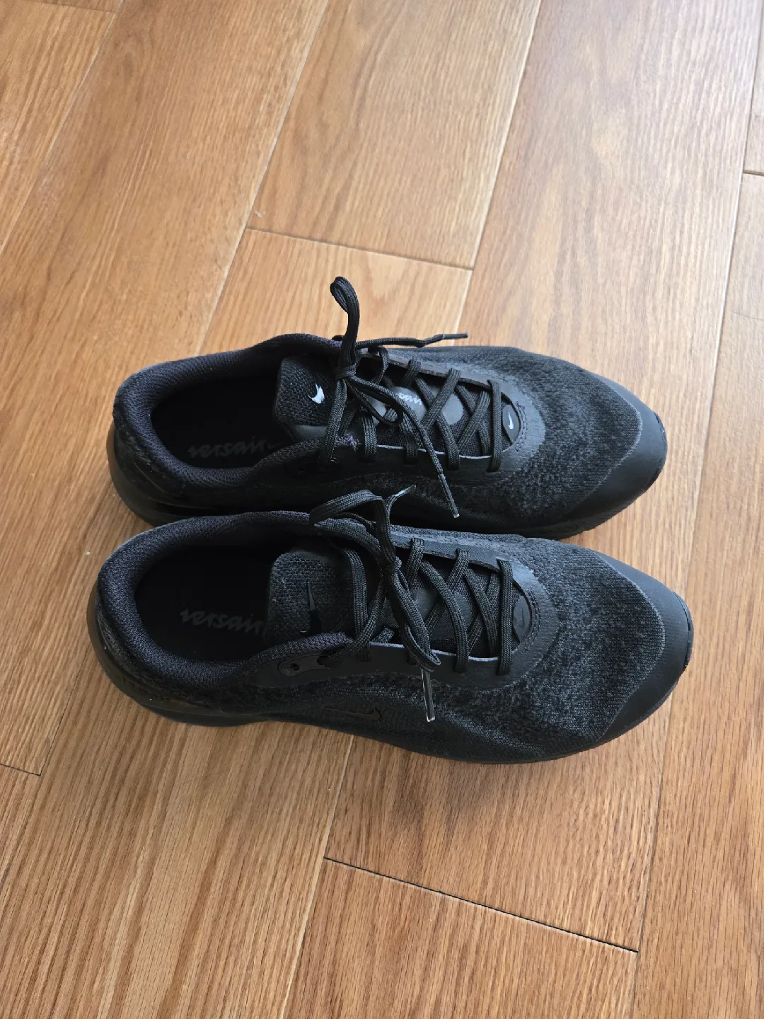 Nike Versair Black Running Shoes