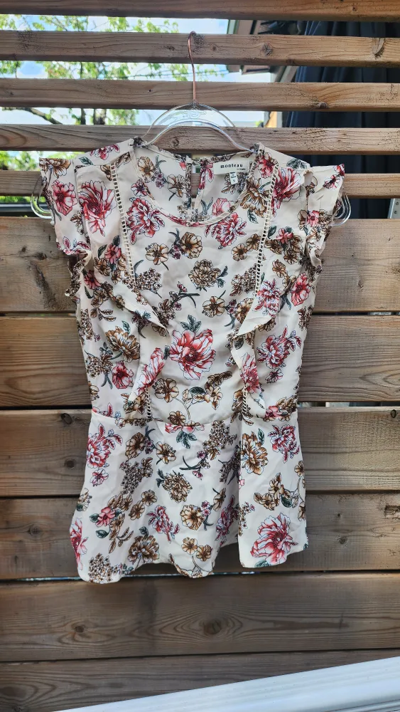 Monteau Floral Blouse thumbnail