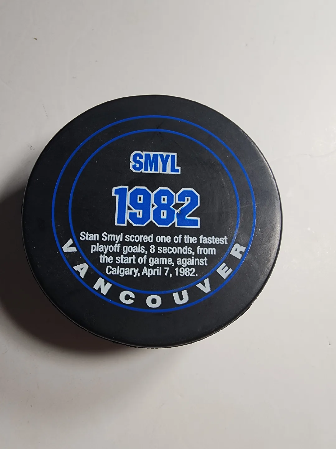 Hockey Hall of Fame Puck - Stan Smyl 1982 thumbnail