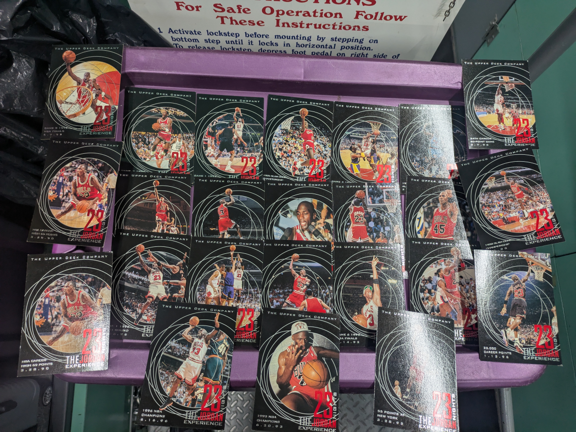 Upper Deck Michael Jordan 23 Nights Card Set + CD - photo 3