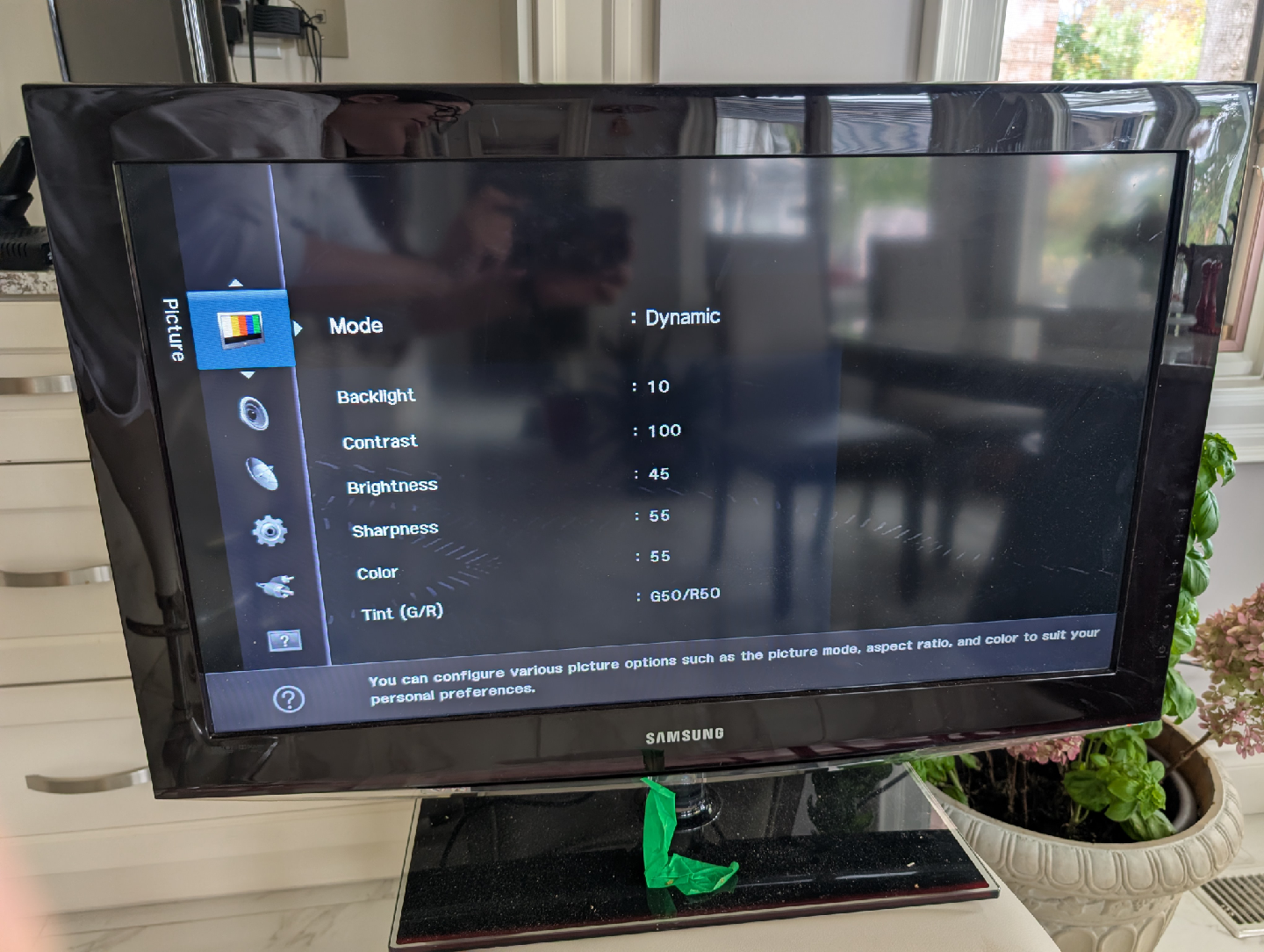 Samsung TV & CJ-Tech TV Wall Mount