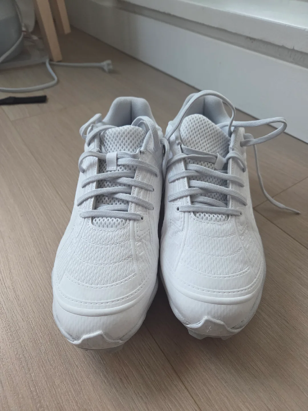 UA Sola RM W 8 Softball Cleats image indicator(2)