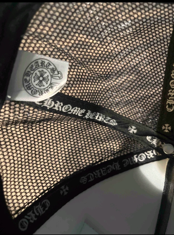 Chrome Hearts Black/White Trucker Hat - photo 4