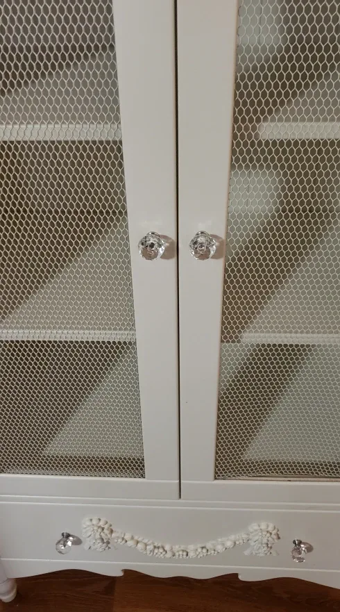 White Display Cabinet with Mesh Doors image indicator(6)