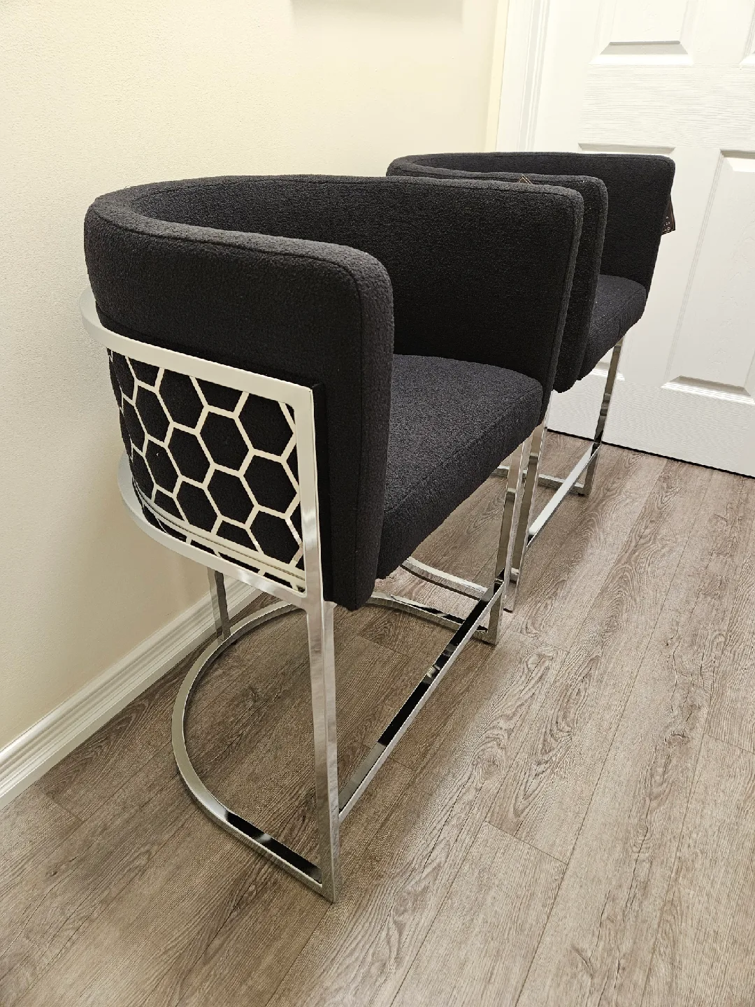 2 Brand new boucle bar stools 24" thumbnail