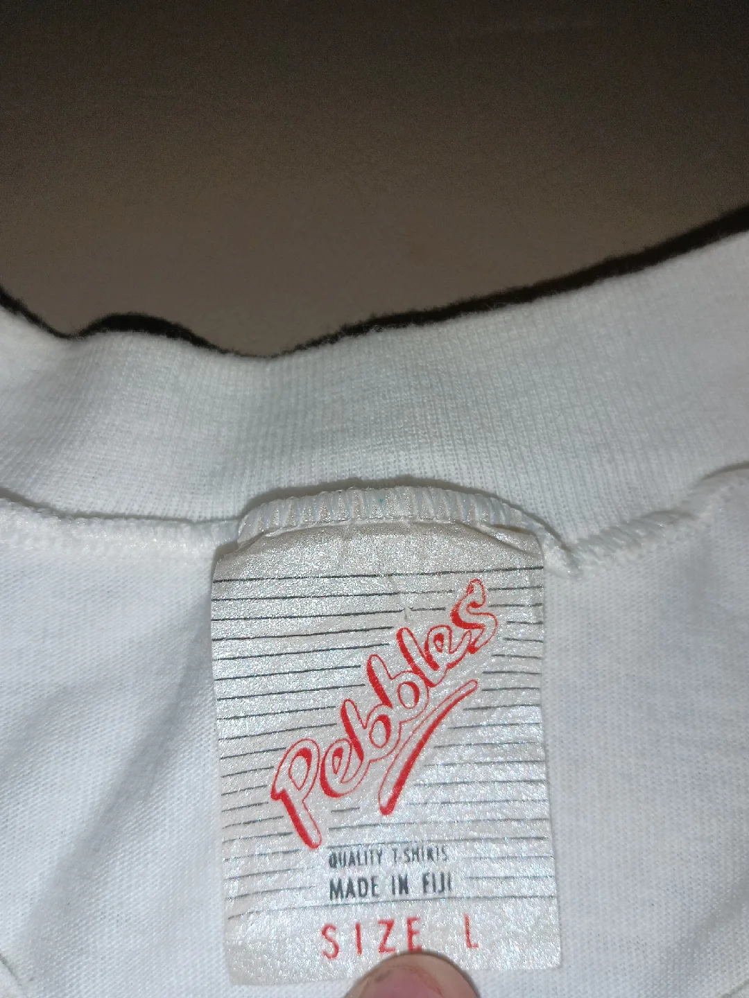 Hard Rock Cafe Fiji T-Shirt - Size L image indicator(3)