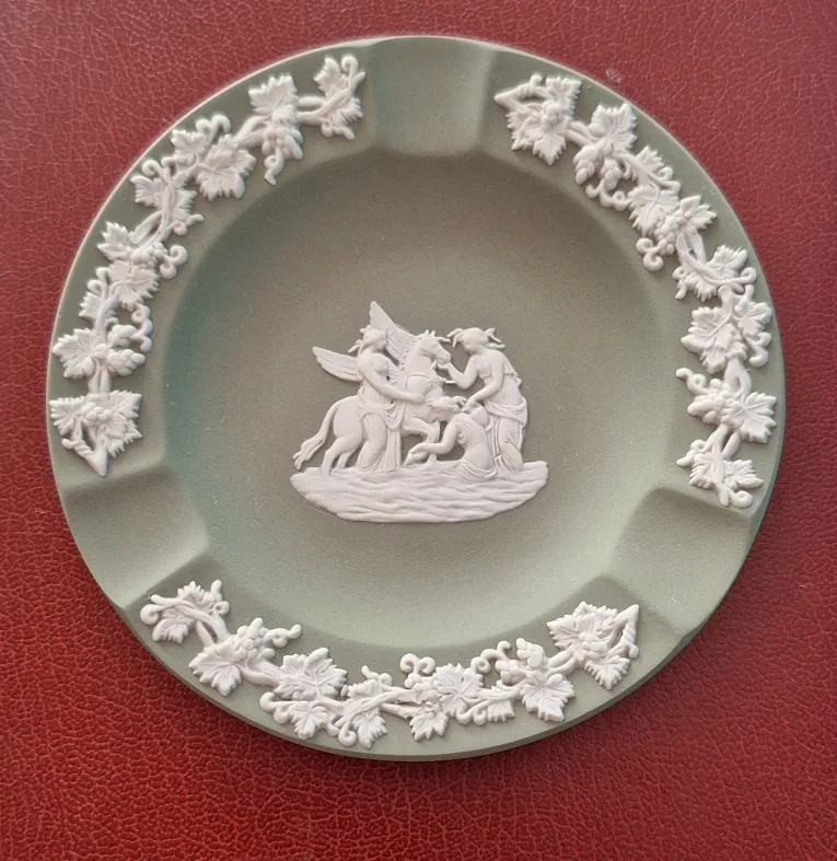 Vintage Wedgwood Green Jasperware   England Ashtray thumbnail