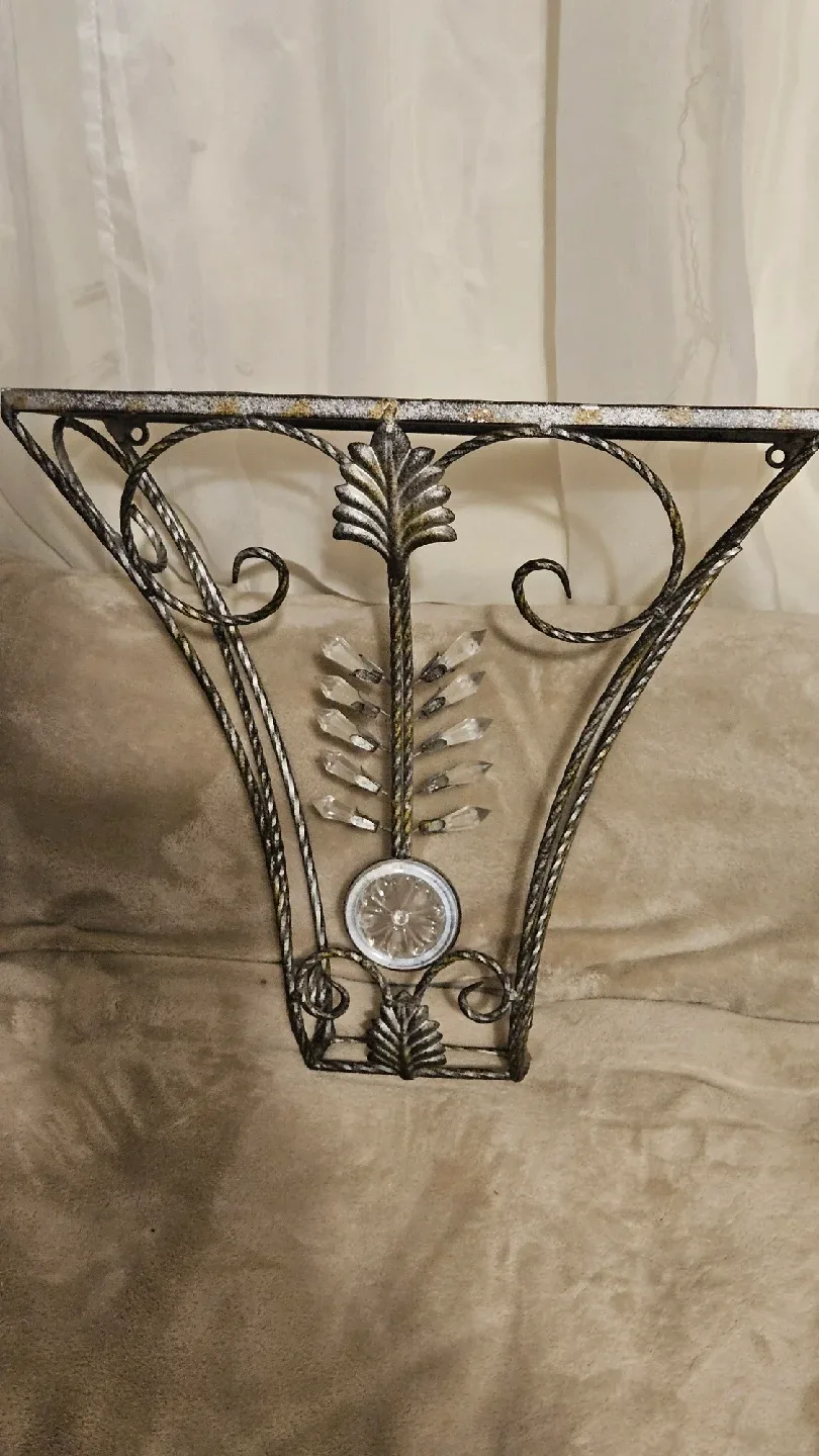 Metal Wall Shelf with Crystal Accents image indicator(4)