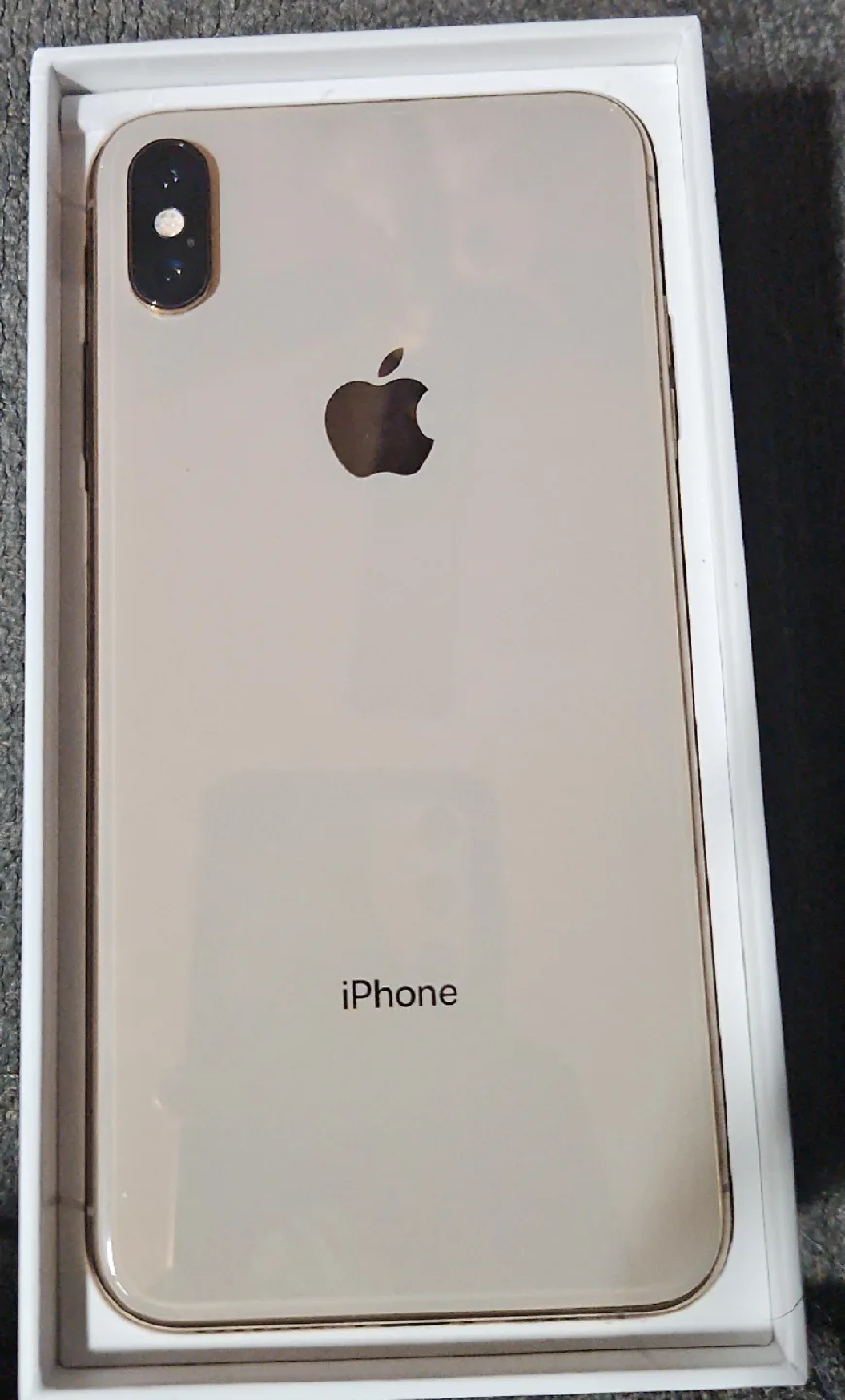 Apple iPhone XS Gold thumbnail