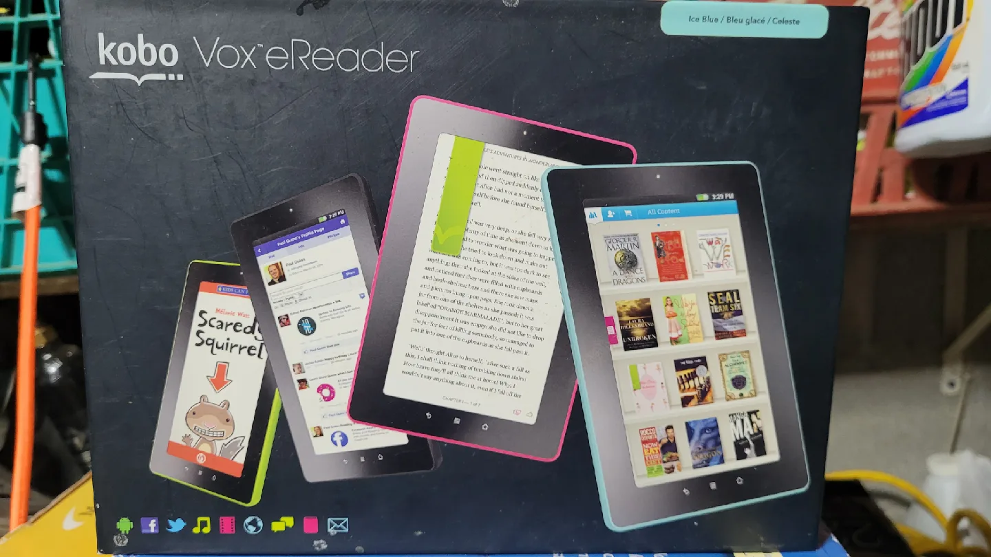 Kobo Vox eReader - 7" Touchscreen, Android 2.3 image indicator(2)