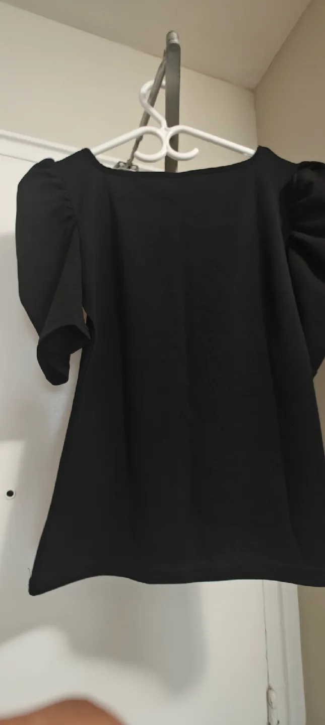 Black Puff Sleeve Blouse image indicator(5)