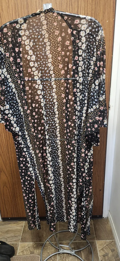 Cyrus Floral Kimono - Size M-XL image indicator(4)