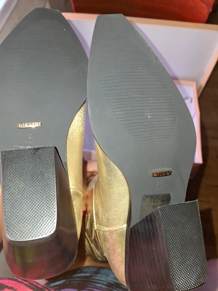 Billini Everlyn Gold Western Boots - Size 5 image indicator(4)