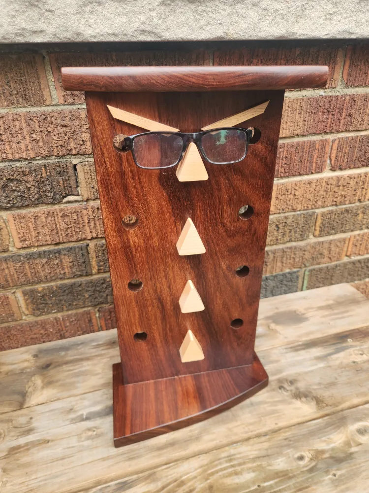 Wooden Eyeglass Display Stand image indicator(3)