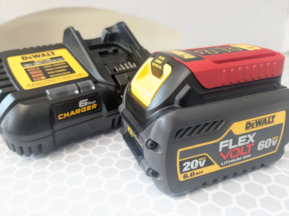 20-60V Max DeWalt 6AH FLEXVOLT Lithium Power Starter Kit image indicator(3)