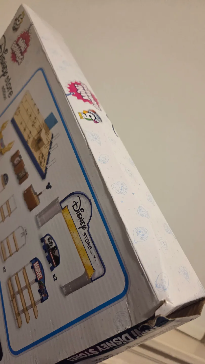 Mini Brands Disney Store Edition - New in Box! image indicator(5)