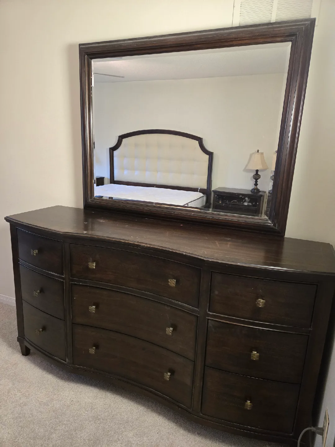 King size bedroom set image indicator(6)