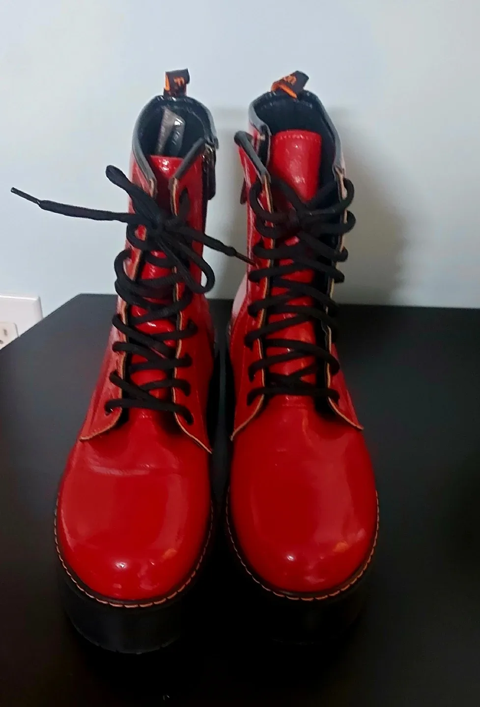 Red Platform Boots image indicator(2)