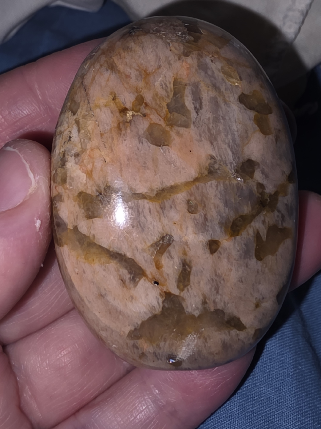 2.5 inch peach moonstone palmstone - photo 2