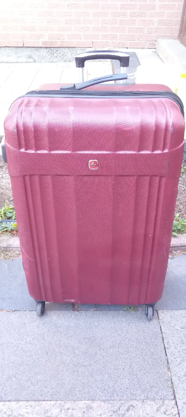 Burgundy Swiss Gear Suitcase thumbnail