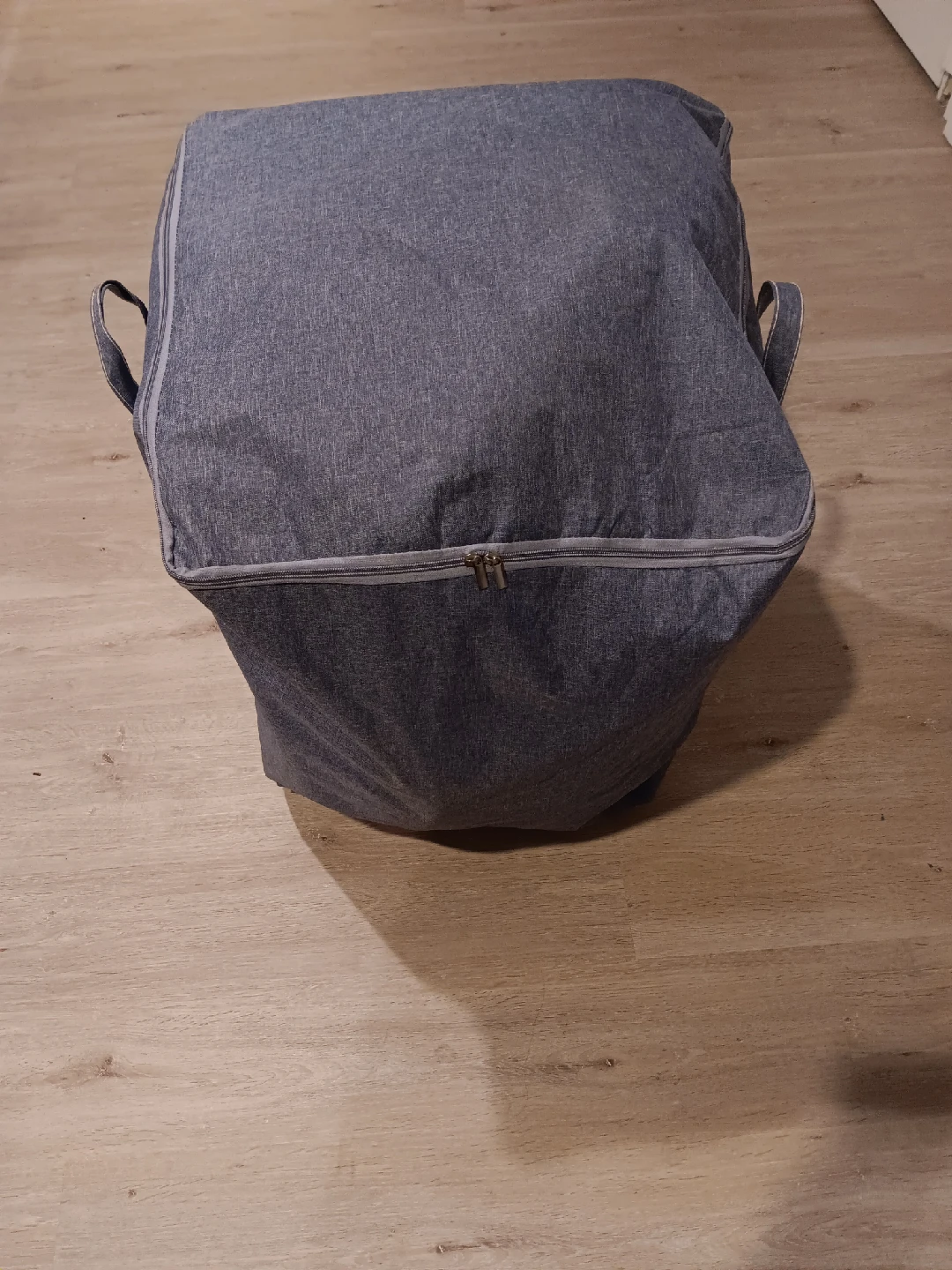 $30 Queen Mattress Topper 2 Inches With Storage Bag. - photo 5