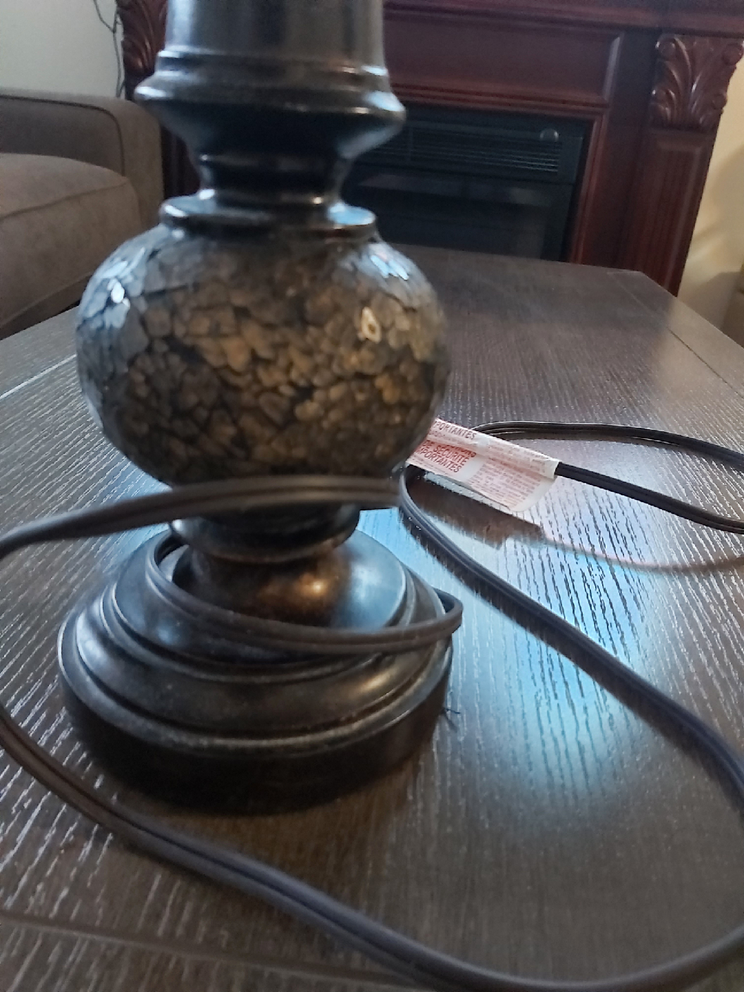 Table Lamp with Beige Shade - photo 2